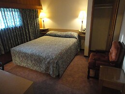 Airport Inn Motel & RV Park