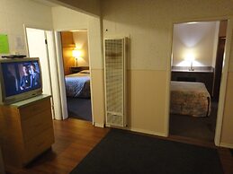 Airport Inn Motel & RV Park