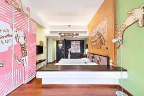 Y Loft Youth Square