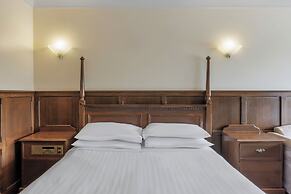 Elizabethan Lodge