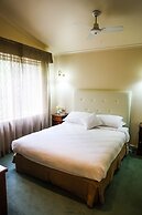 Elizabethan Lodge