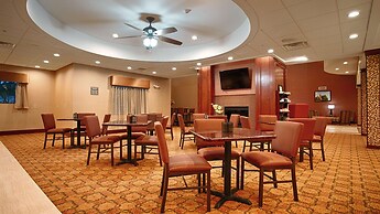 Best Western Plus Finger Lakes Inn & Suites