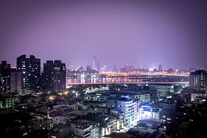 We Meet Taipei Hotel