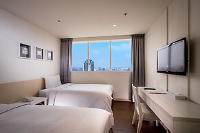 We Meet Taipei Hotel