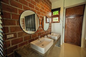 Puripai Villa Wellness & Retreat