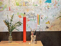 Hôtel Crayon Rouge