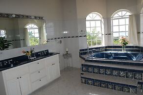 Celebrity Villa Jamaica