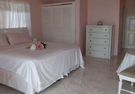 Celebrity Villa Jamaica