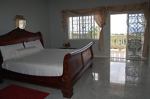 Celebrity Villa Jamaica
