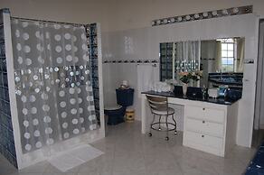 Celebrity Villa Jamaica