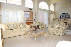 Celebrity Villa Jamaica