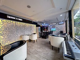 Parkview Astoria Hotel