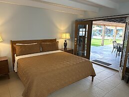 Vista Grande Resort - A Gay Men's Resort