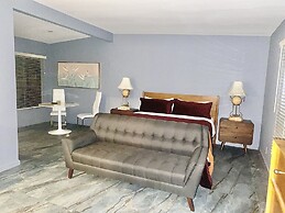 Vista Grande Resort - A Gay Men's Resort