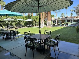 Vista Grande Resort - A Gay Men's Resort