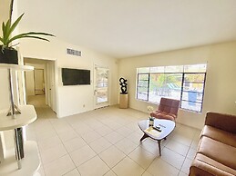 Vista Grande Resort - A Gay Men's Resort