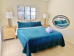 Vista Grande Resort - A Gay Men's Resort