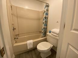 Bonita Beach Inn and Suites