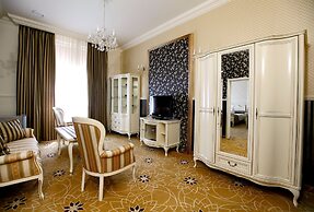 GOLDEN ROYAL Boutique hotel & Spa