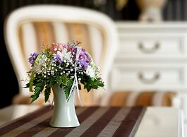 GOLDEN ROYAL Boutique hotel & Spa