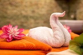 GOLDEN ROYAL Boutique hotel & Spa