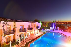 Tropicana Beach Hotel