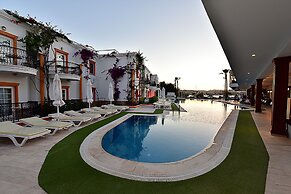 Tropicana Beach Hotel