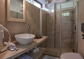 Nautical Hotel Adults Only +14