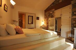 Nautical Hotel Adults Only +14