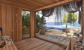 Nautical Hotel Adults Only +14