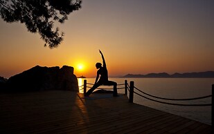 Nautical Hotel Adults Only +14