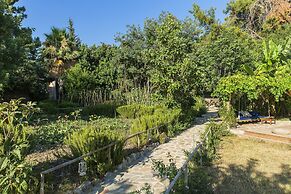 Nautical Hotel Adults Only +14