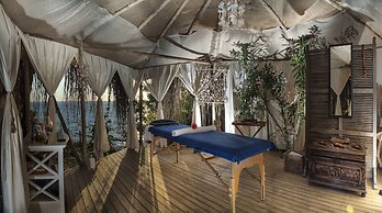 Nautical Hotel Adults Only +14