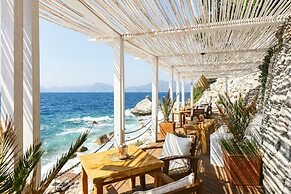 Nautical Hotel Adults Only +14