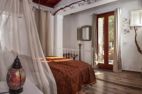 Nautical Hotel Adults Only +14