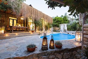 Nautical Hotel Adults Only +14