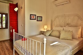 Nautical Hotel Adults Only +14