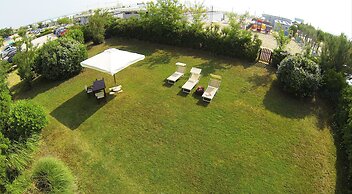 Hotel City Beach Resort