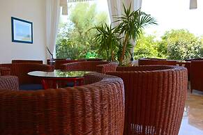 Hotel City Beach Resort