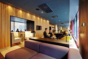 Vox Hotel