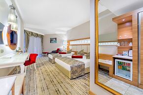 Justiniano Deluxe Resort – All Inclusive