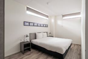 YAYS Amsterdam Prince Island by Numa