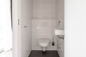 YAYS Amsterdam Prince Island by Numa