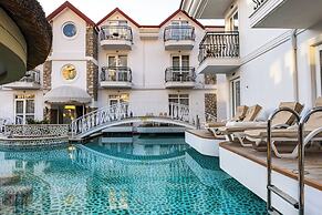 The PINEHILL Hotel & Suites