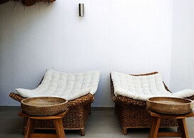 The PINEHILL Hotel & Suites