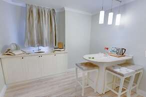 The PINEHILL Hotel & Suites