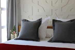 Hotel Boutique Caireles