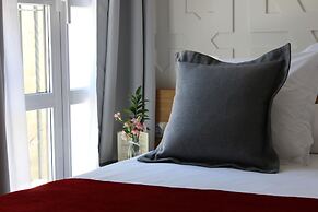 Hotel Boutique Caireles