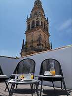 Hotel Boutique Caireles