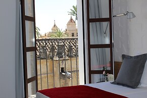 Hotel Boutique Caireles